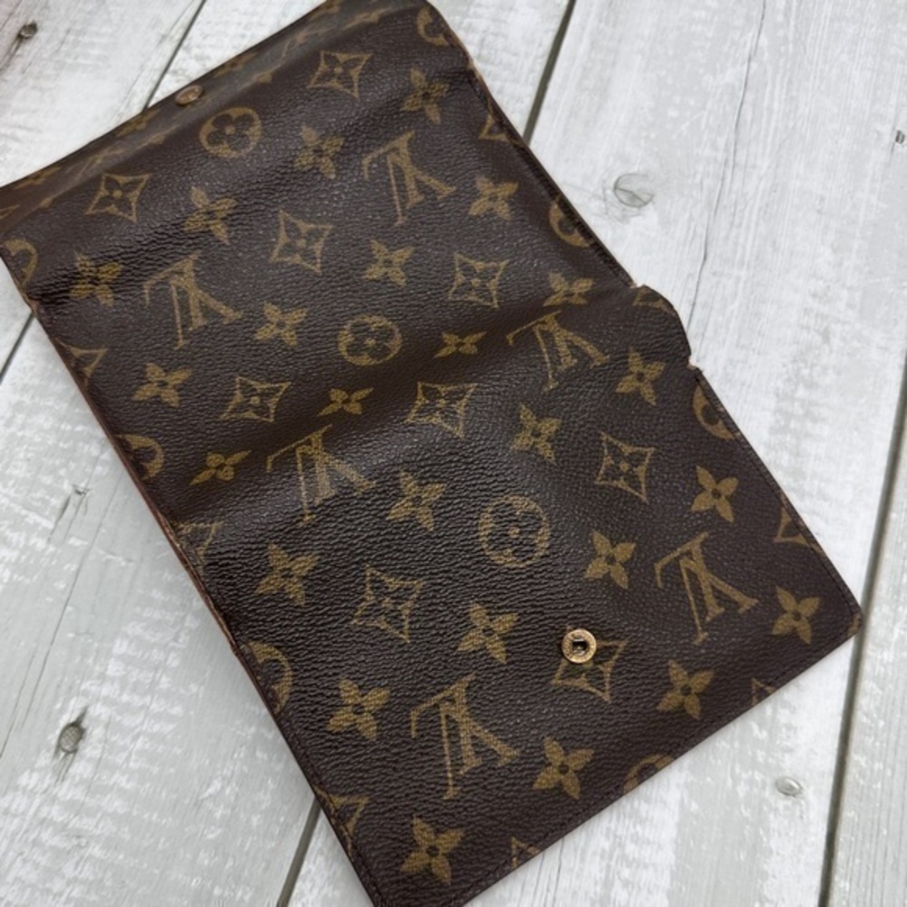 AUTHENTIC Louis Vuitton Sarah Wallet. Monogram canvas - Picture 4 of 12